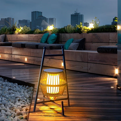 Lanterne solaire extérieure portable LED dimmable noire moderne