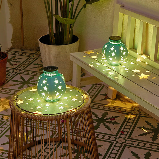 Lanterne solaire extérieure portable LED étanche effet étoiles