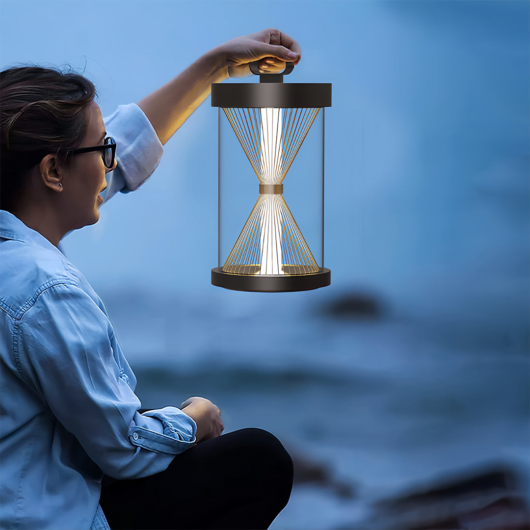 Lanterne extérieure noire forme sablier polyvalente et portable