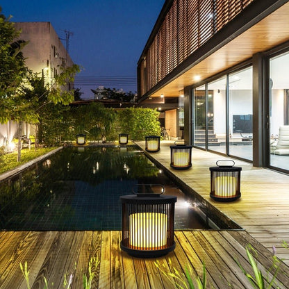 Lanterne extérieure en forme de cage noire étanche rétro